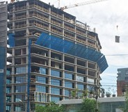 Underneath the 13-floor Espacio Cordova office tower are five levels of underground parking (667 parking spaces), treated with PENETRON ADMIX to keep groundwater out.
