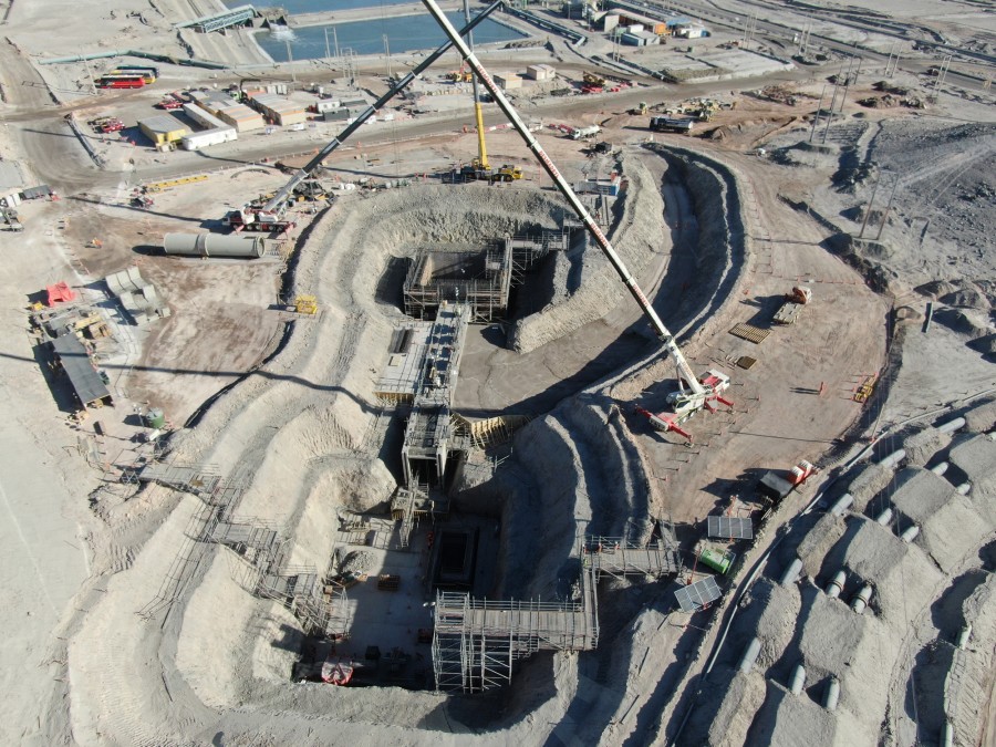 PENETRON ADMIX-treated concrete was specified for the Sierra Gorda Mine’s treatment tanks, pump shaft structure, and the tunnel slabs of the facility.